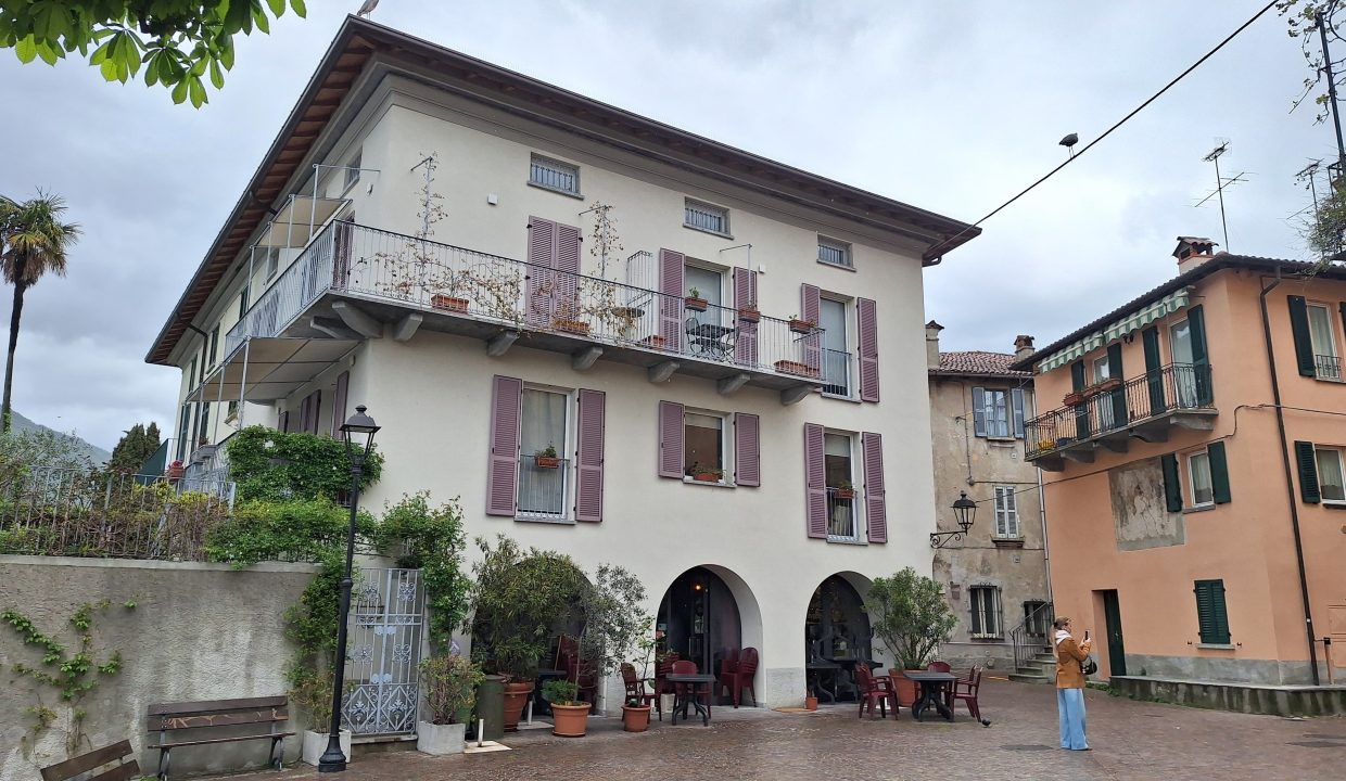 ATTIVITA MANDELLO DEL LARIO FRONTE LAGO FACCIATA (2)