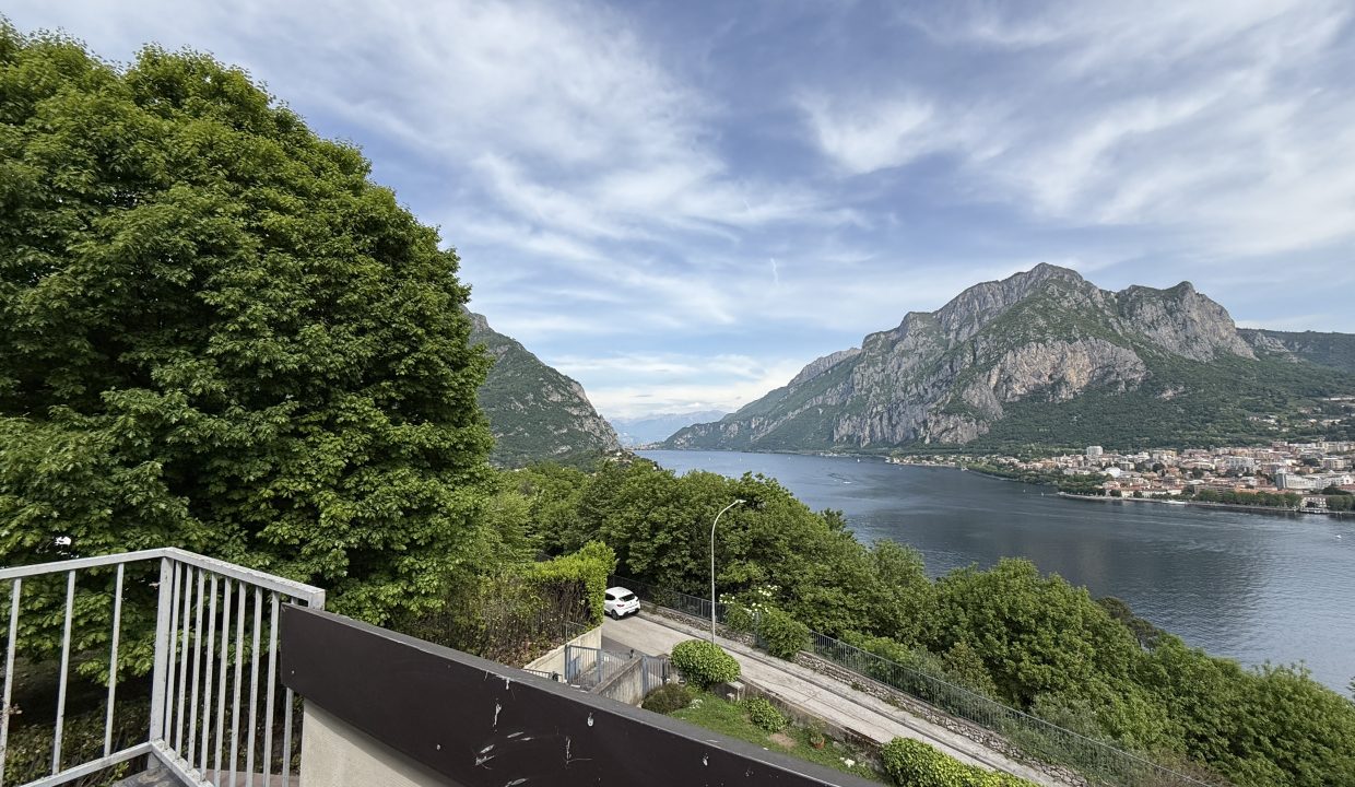 ATTICO MALGRATE VISTA LAGO