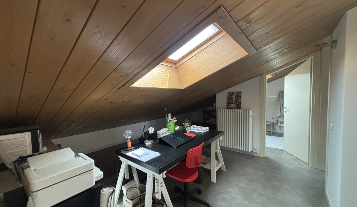 monolocale_con_sottotetto_studio