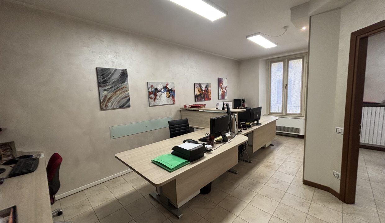 ufficio centro oggiono (9)