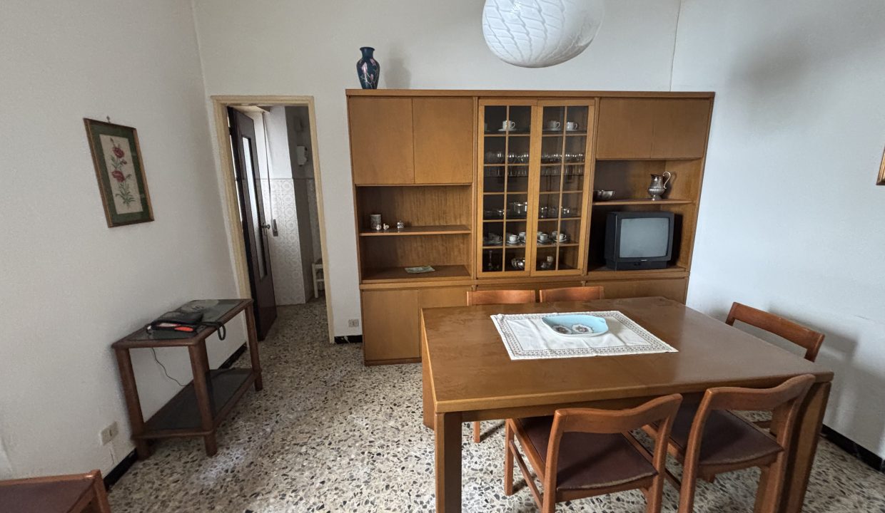 TRILOCALE A MANDELLO DEL LARIO (62)