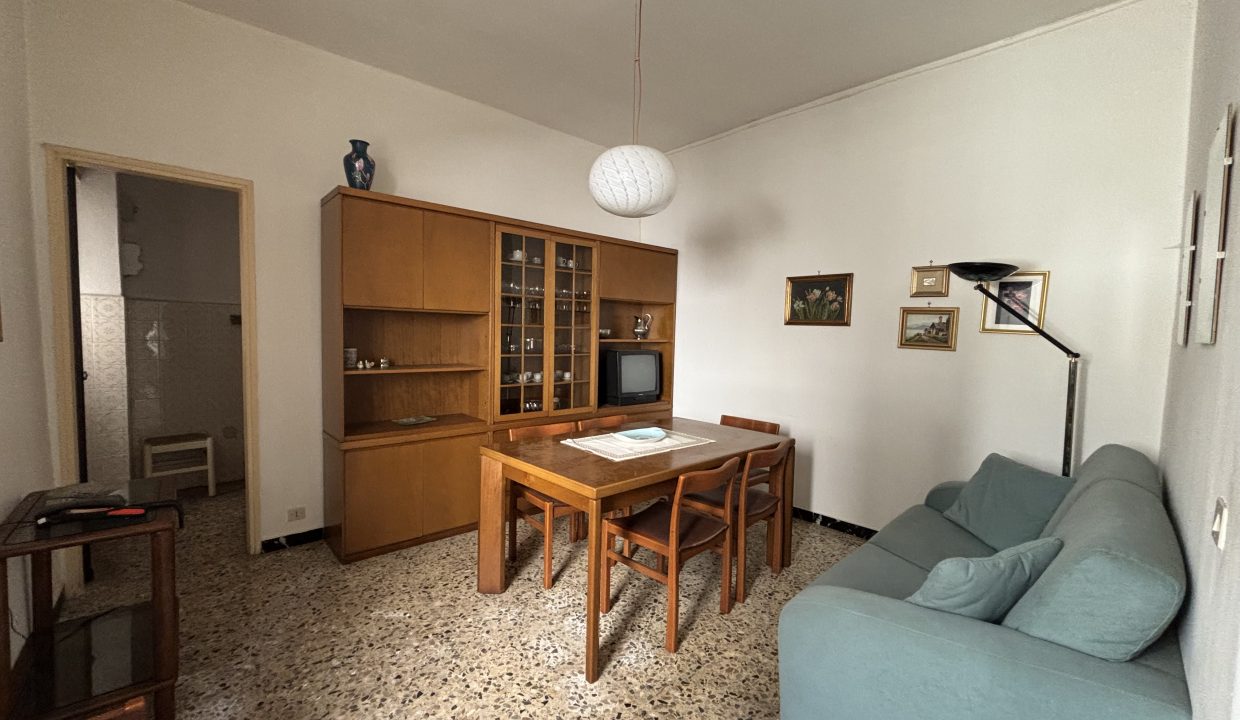 TRILOCALE A MANDELLO DEL LARIO (63)