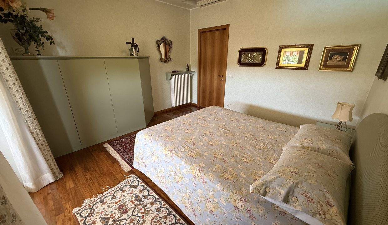 VILLA CON PISCINA COMO (14)