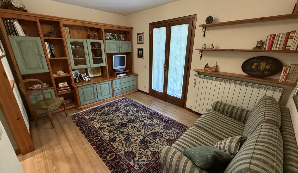 VILLA CON PISCINA COMO (45)