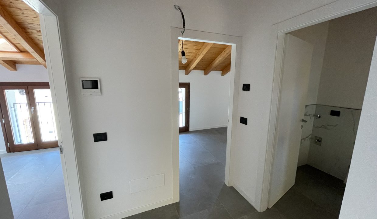 Villetta a schiera ballabio (17)