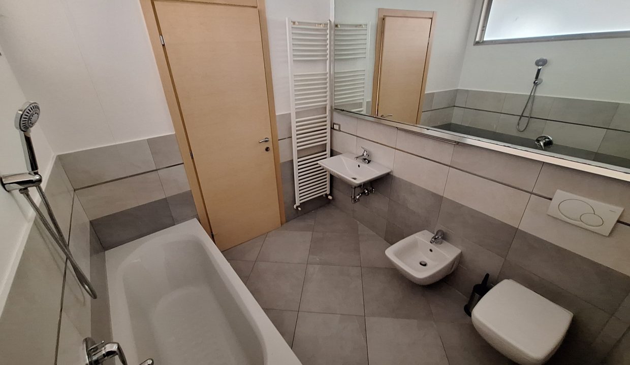 COMPENDIO IMMOBILIARE LECCO CENTRO (10)