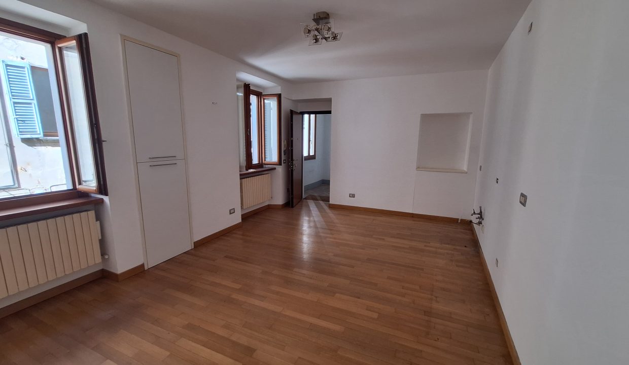 COMPENDIO IMMOBILIARE LECCO CENTRO (8)