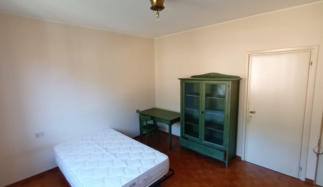BILOCALE CON BOX E BALCONI (16)