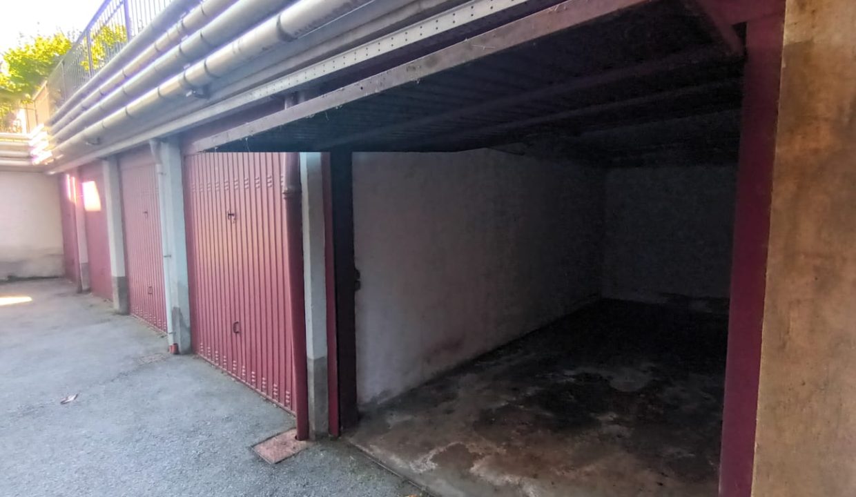 BILOCALE CON BOX E BALCONI (2)