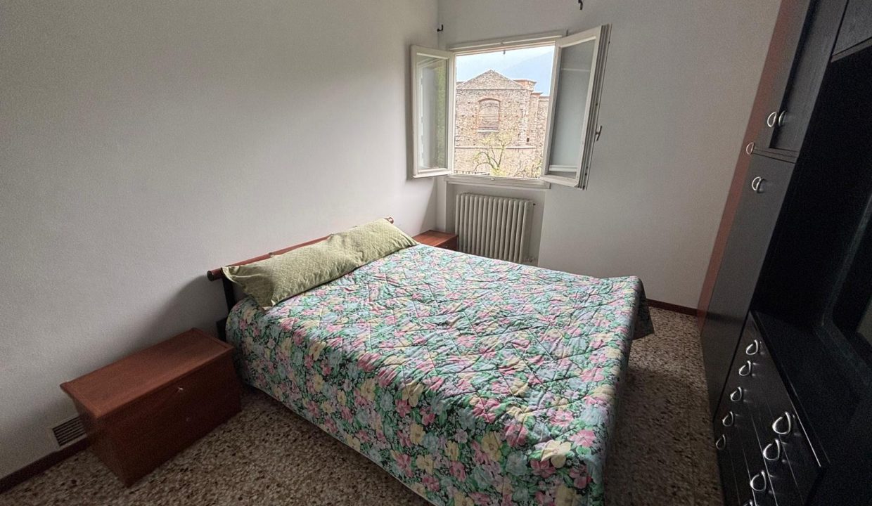 TRILOCALE A GALBIATE CON BALCONE (1)