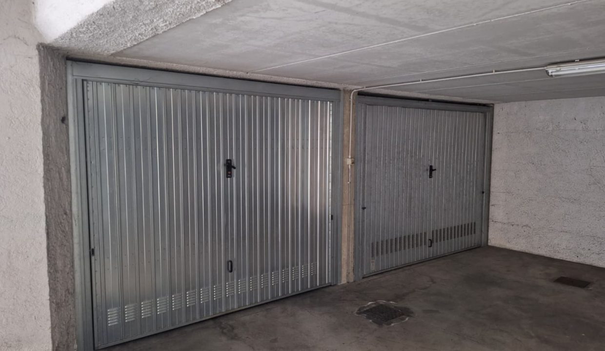 TRILOCALE MANDELLO CON BALCONE