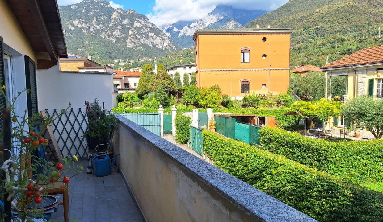 TRILOCALE MANDELLO CON BALCONE balcone 1
