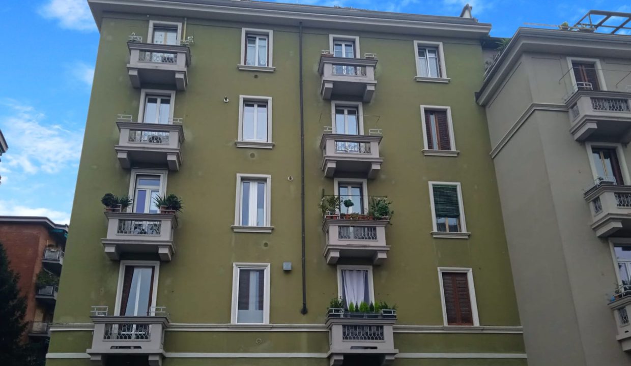 BILOCALE IN AFFITTO CON BALCONE ISTRIA (1)