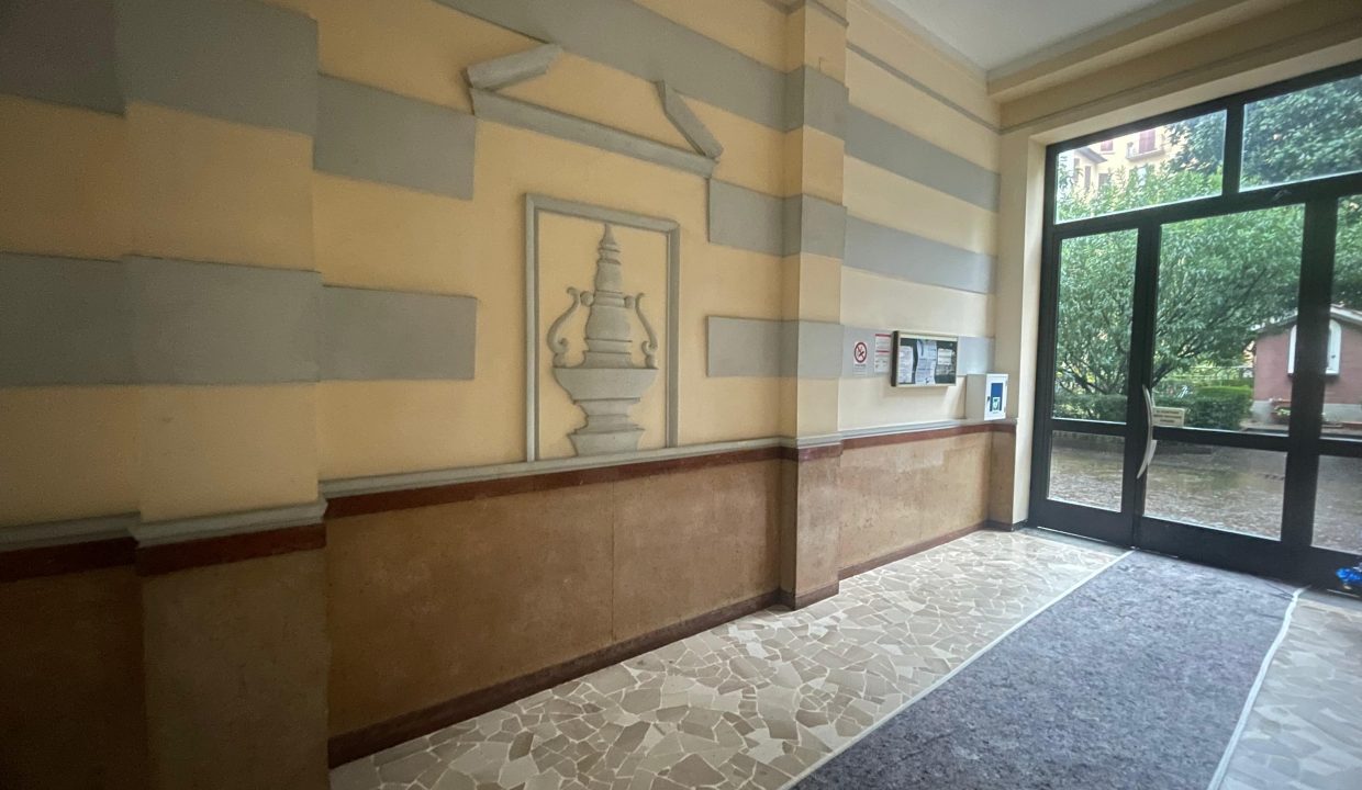 BILOCALE IN AFFITTO CON BALCONE VIA FIUGGI (3)