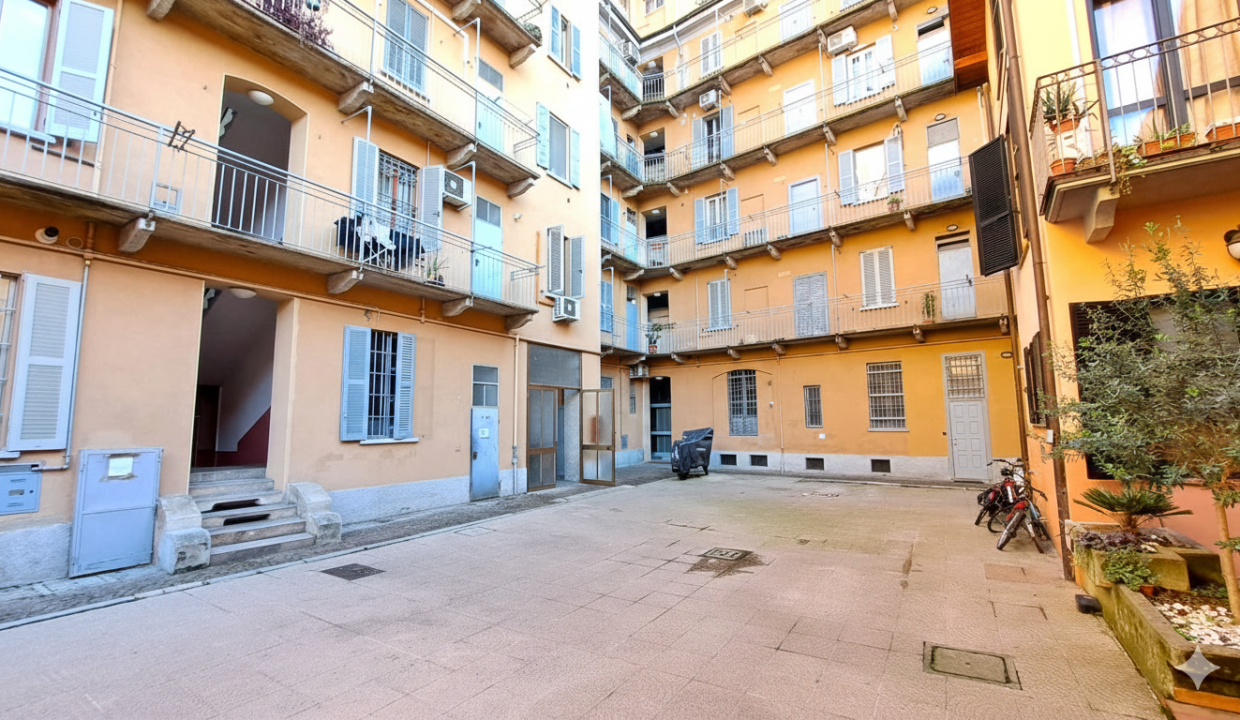 BILOCALE VIA SAN BOSCO 16 MILANO (8)