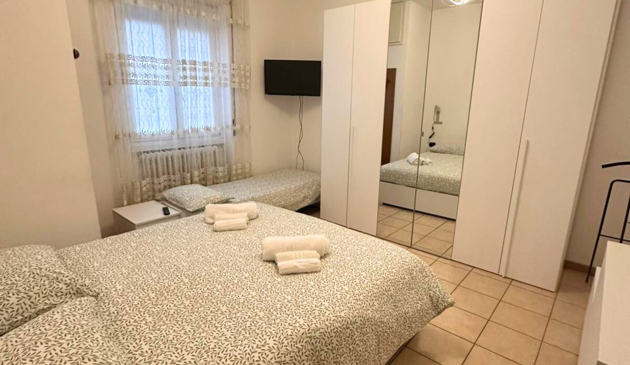 BILOCALE VIA TONALE (6)