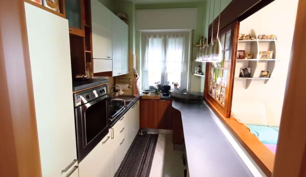 TRILOCALE CON BALCONI MALGRATE NEW 1111