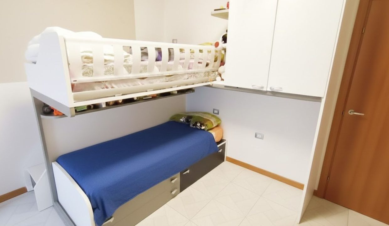 TRILOCALE CON BALCONI MALGRATE NEW (7)