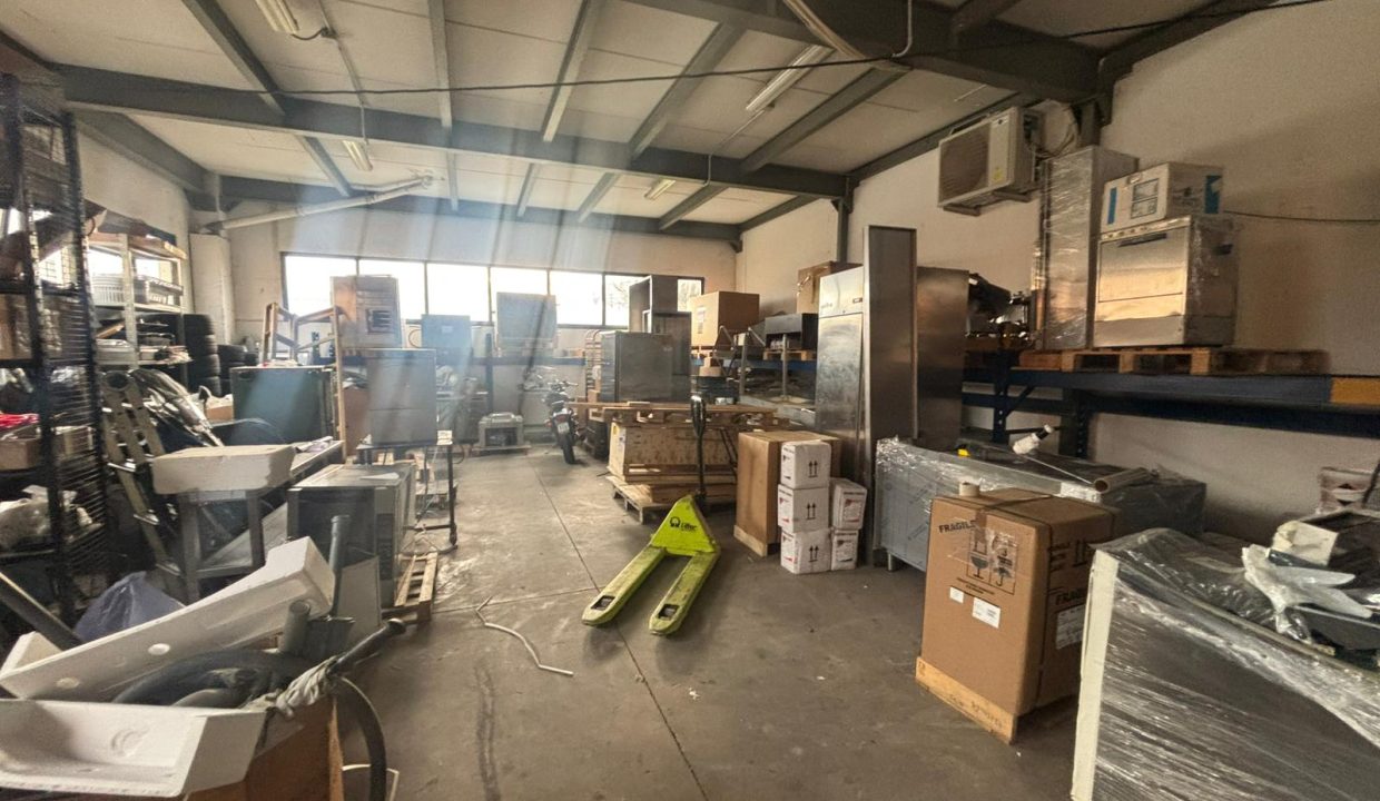 CAPANNONE ANNONE BRIANZA (4)