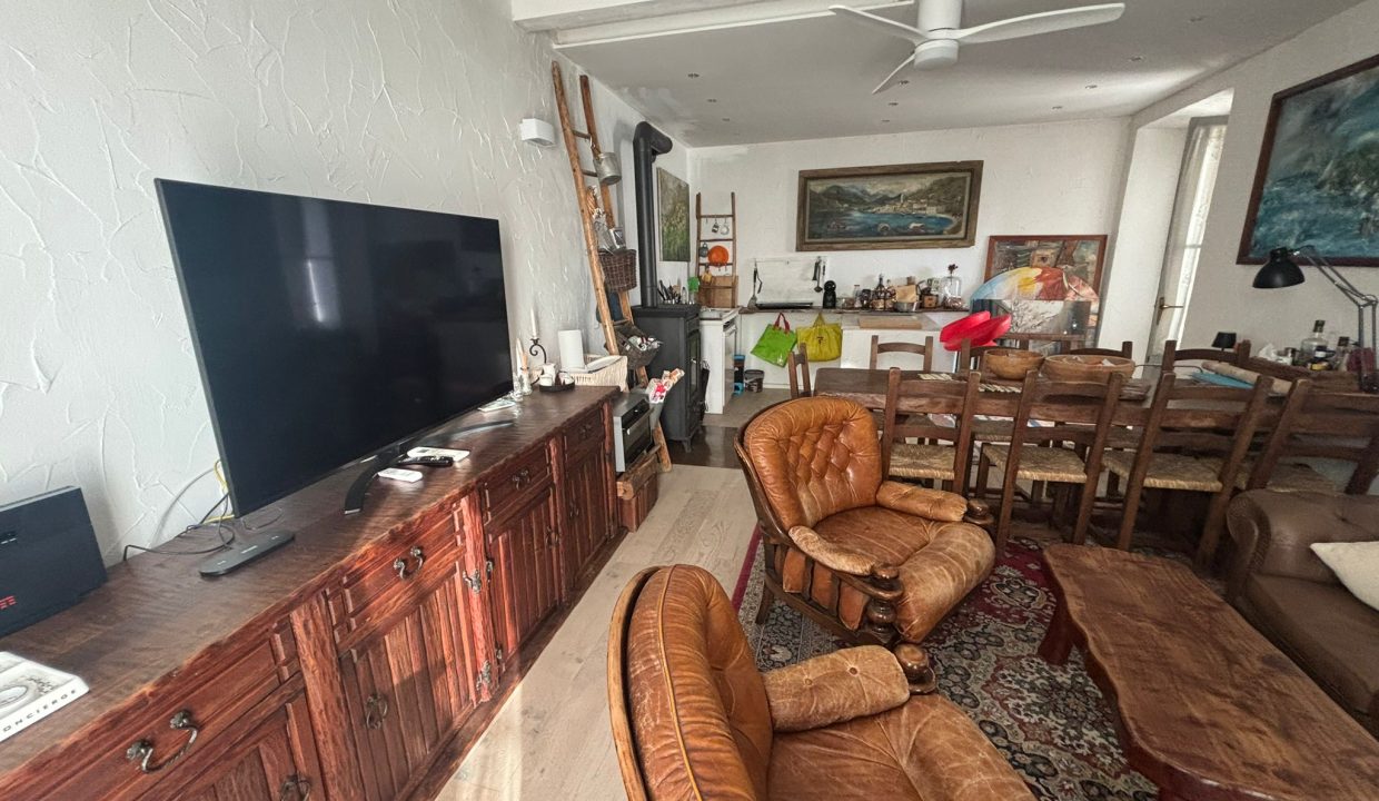 CASA INDIPENDENTE CON GIARDINO LECCO (5)