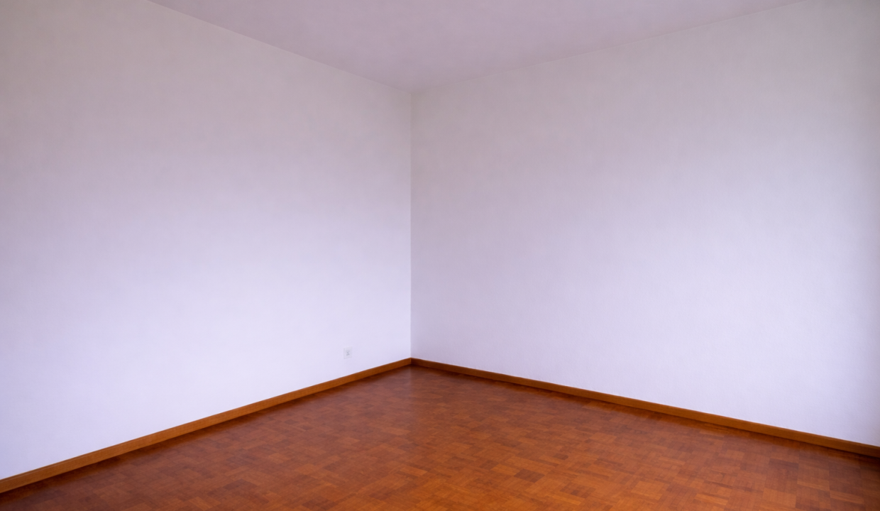 TRILOCALE CON DOPPI SERVIZI E BALCONI (25)