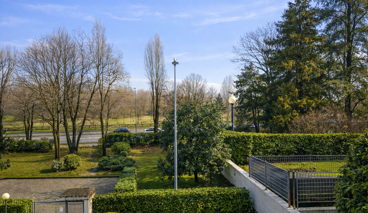 TRILOCALE CON DOPPI SERVIZI E BALCONI (8)