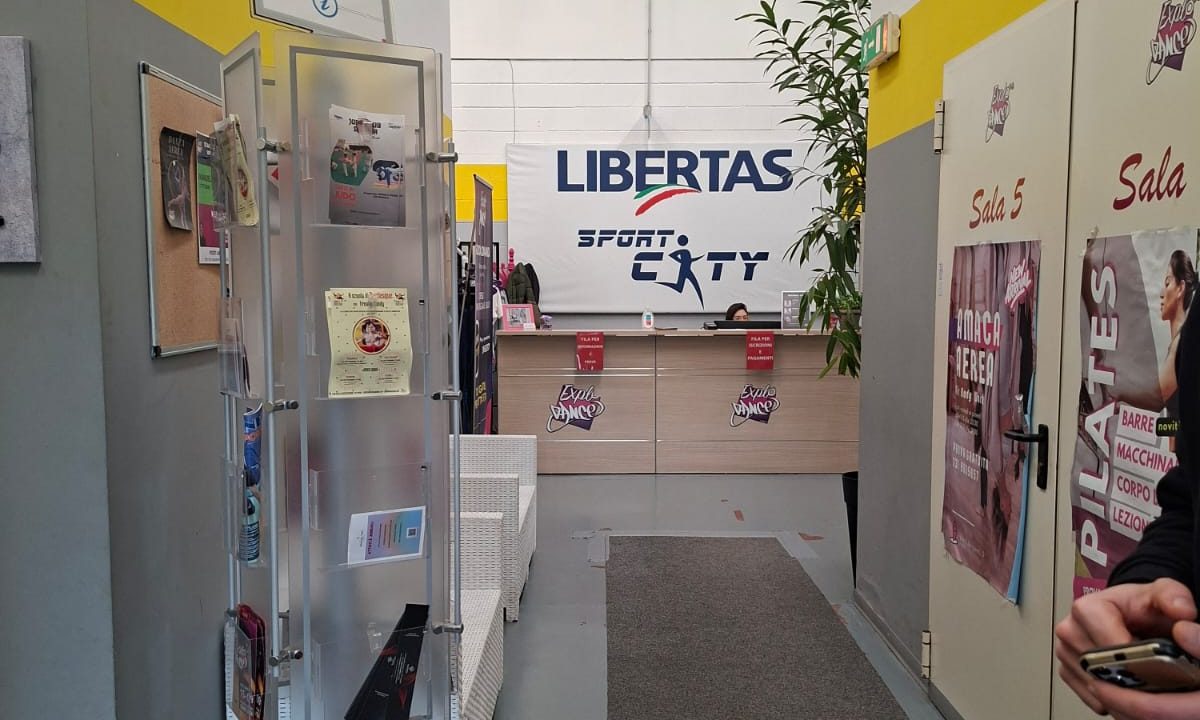 capannone forlì (55)