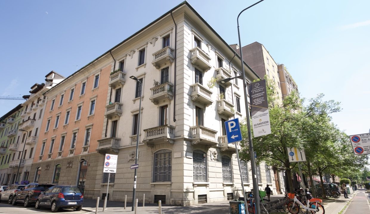QUADRILOCALE DI PREGIO IN ZONA ISOLA MILANO (12)