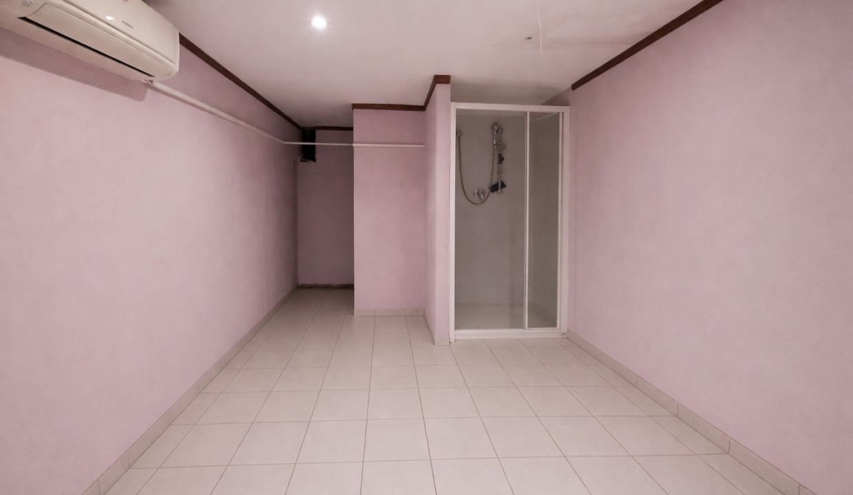 b9a18e3c-2d51-4bbc-a60b-0be787764042