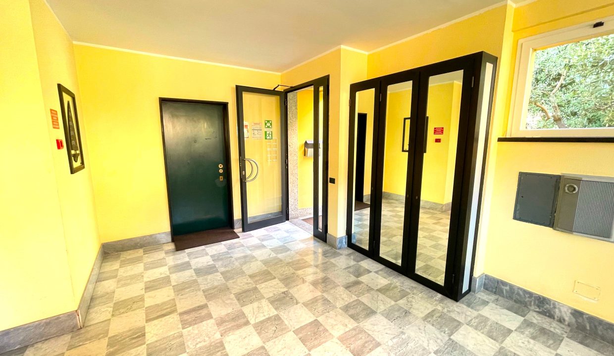 bilocale vista mare genova 16