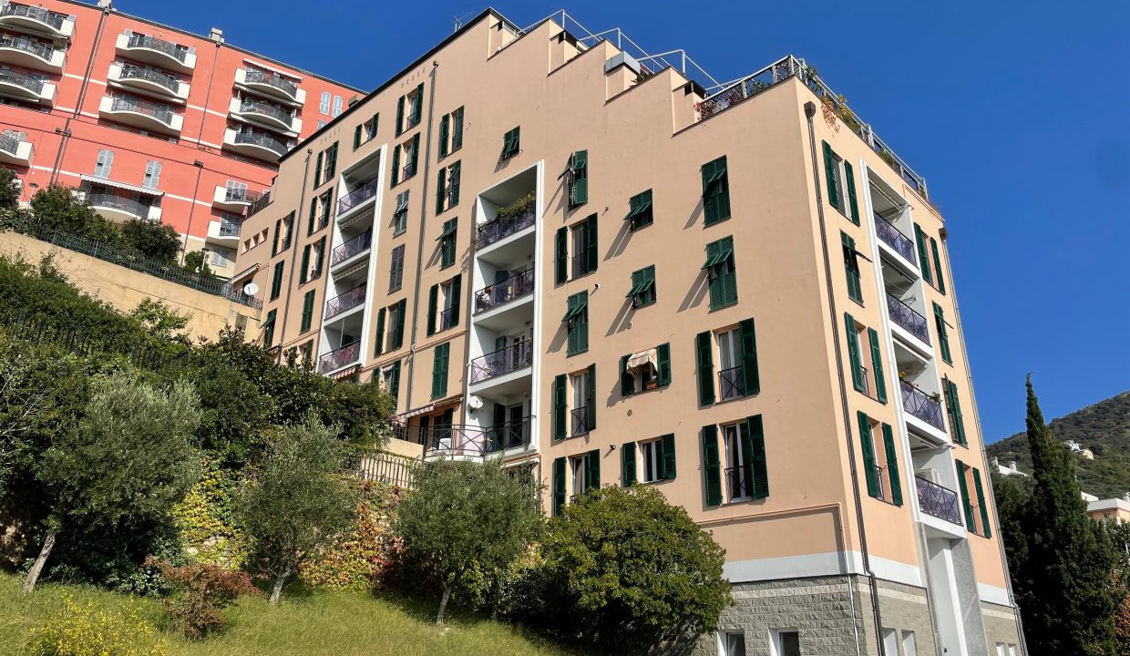 bilocale vista mare genova 23