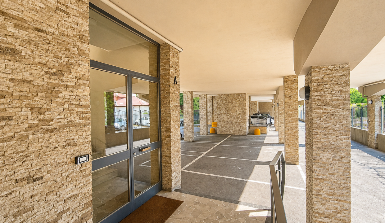 BILOCALE CON BALCONE VIALE TURATI (20)