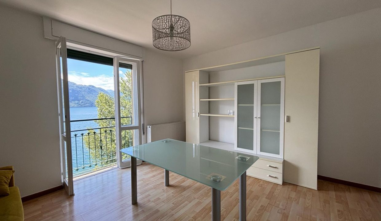 BILOCALE A MANDELLO DEL LARIO VISTA LAGO