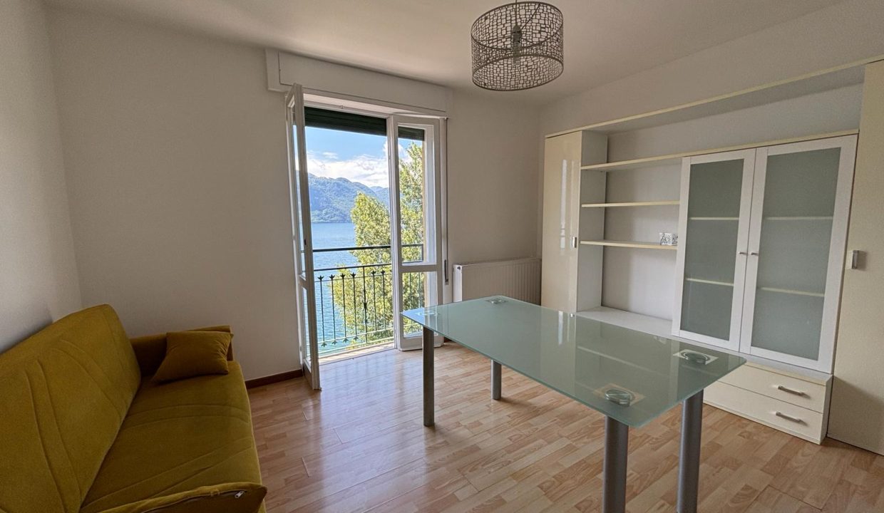 BILOCALE A MANDELLO DEL LARIO VISTA LAGO