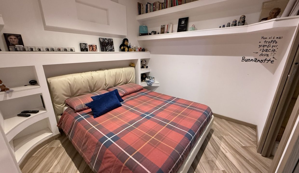 Quadrilocale con piscina galbiate (9)
