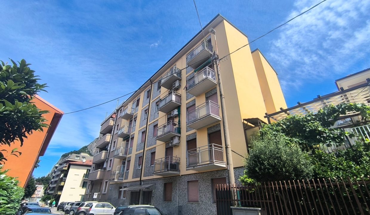 TRILOCALE CON BALCONE VISTA LAGO LECCO27