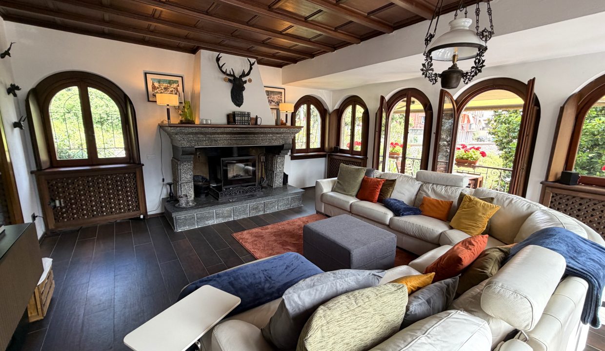 VILLA MANDELLO VISTA LAGO (37)