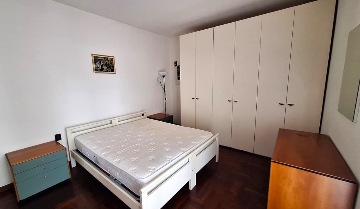 BILOCALE LECCO CON TERRAZZO (1)