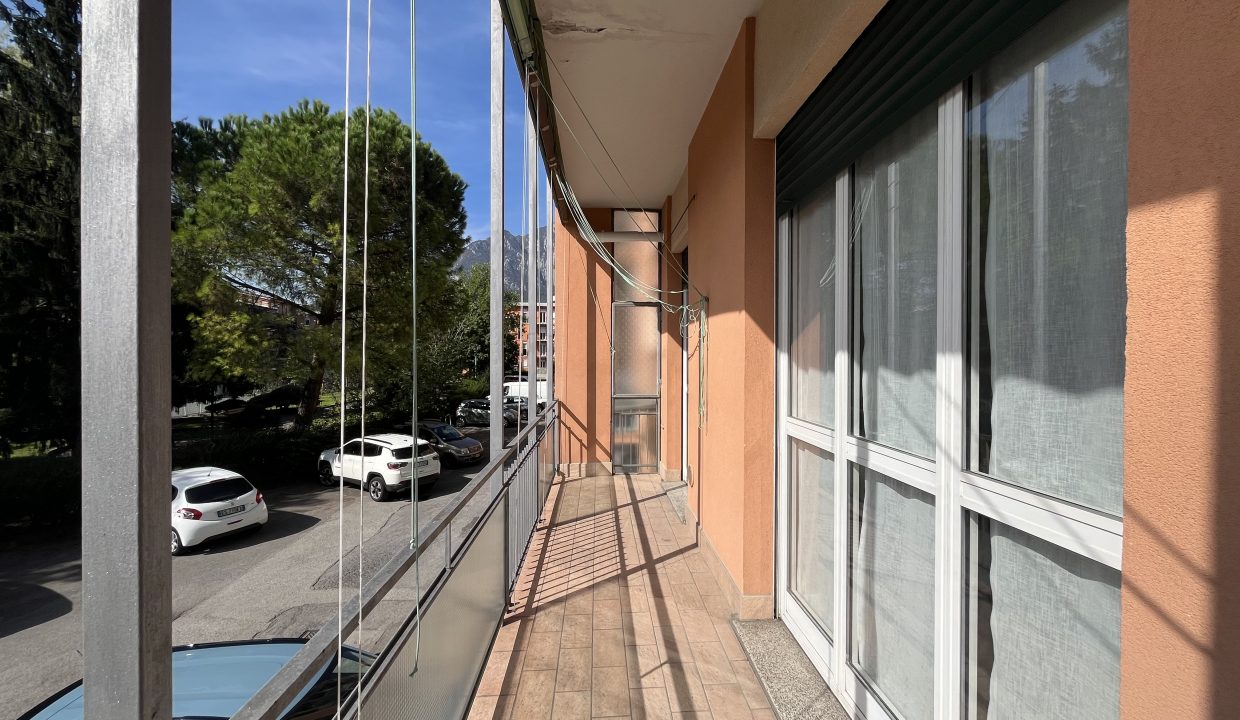 04 BILOCALE CON BALCONE LECCO BELLEDO