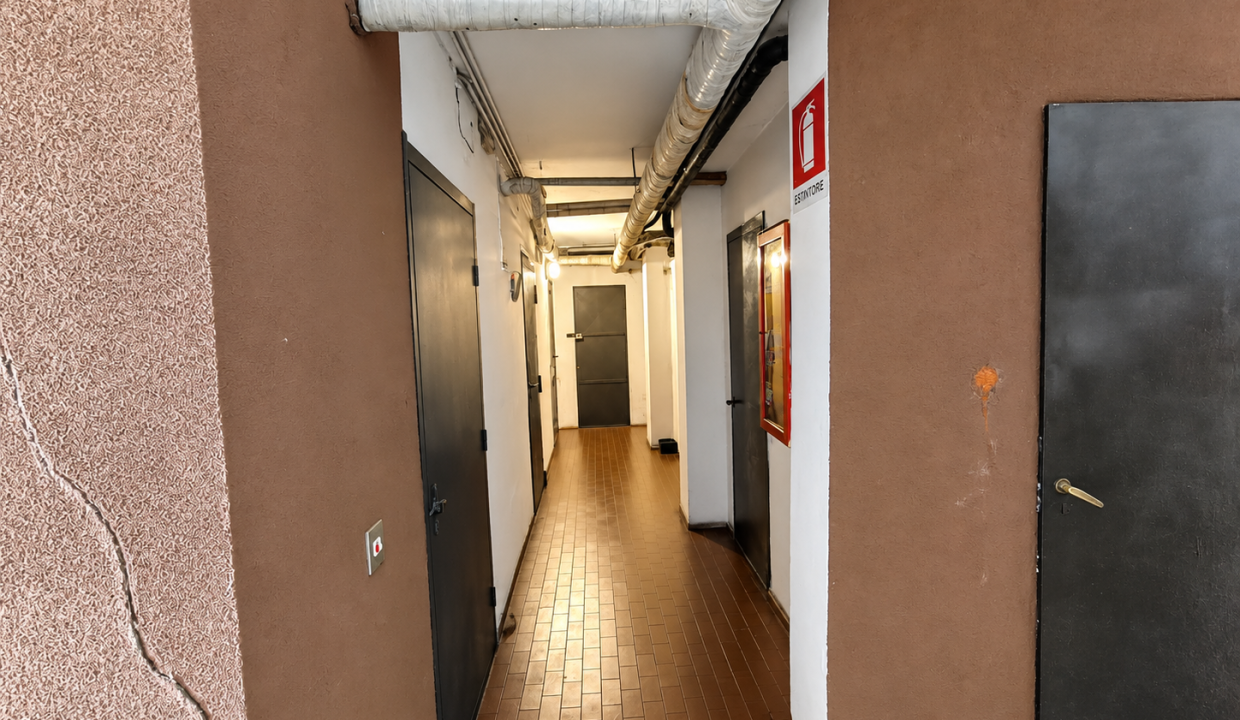 21 BILOCALE CON BALCONI A LECCO ZONA VIALE TURATI