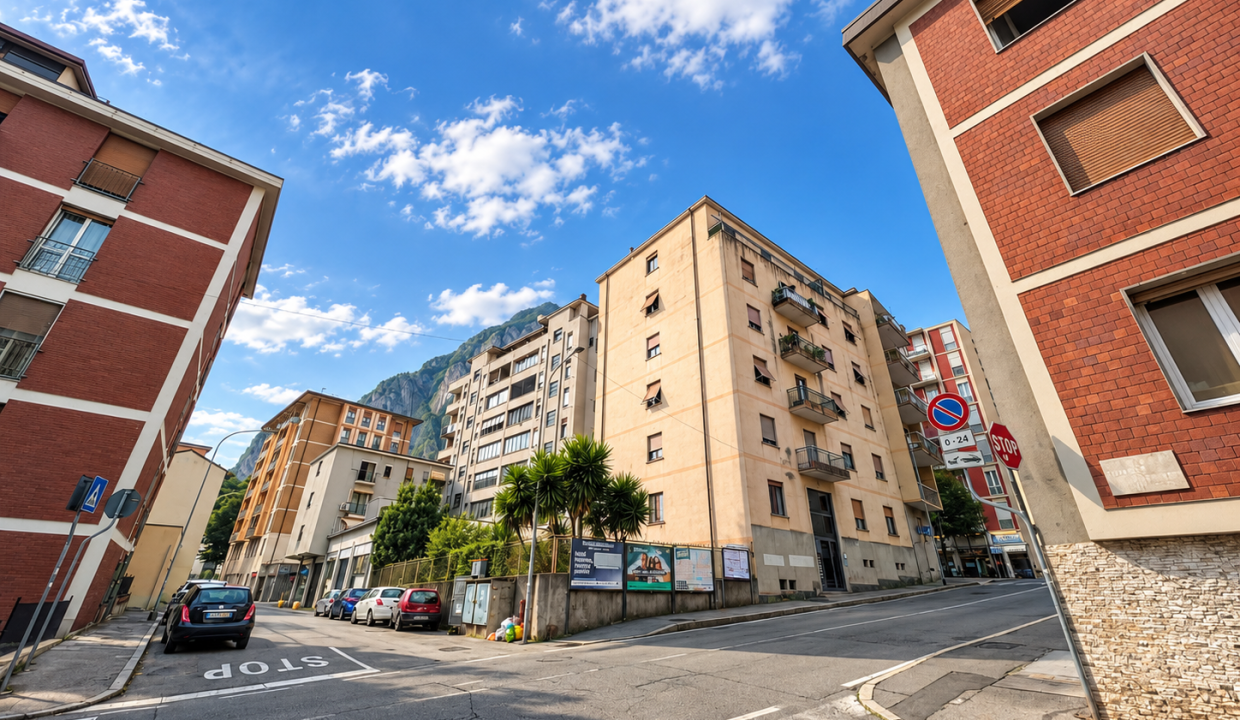 QUADRILOCALE ZONA VIALE TURATI CON BALCONE 24